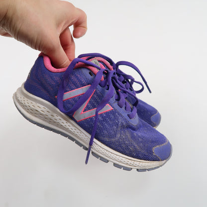 Nike - Shoes (Shoes - 11)
