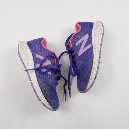 Nike - Shoes (Shoes - 11)