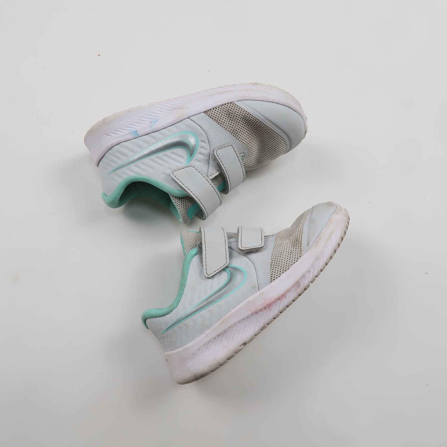 Nike - Shoes (Shoes - 7)