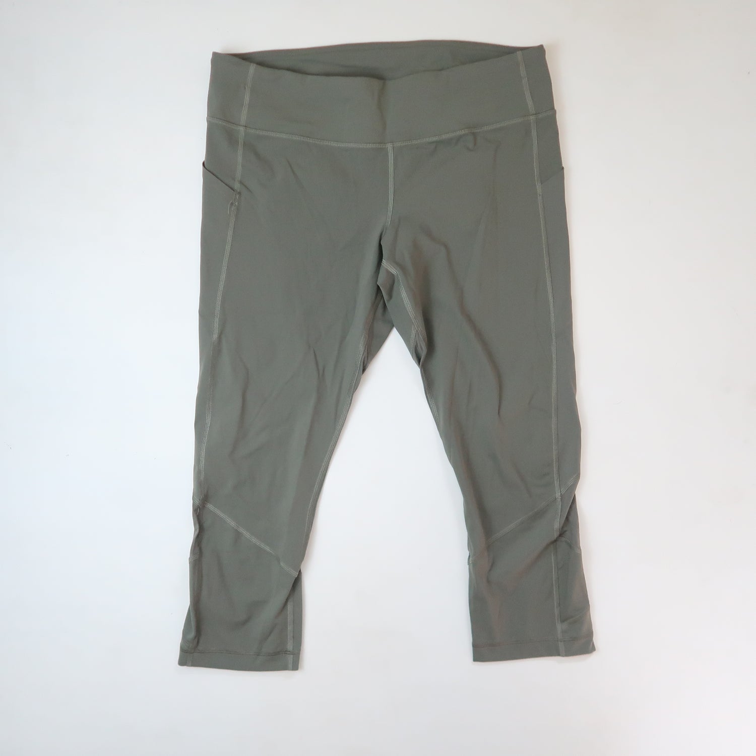 Lululemon - Capri Leggings (Women&