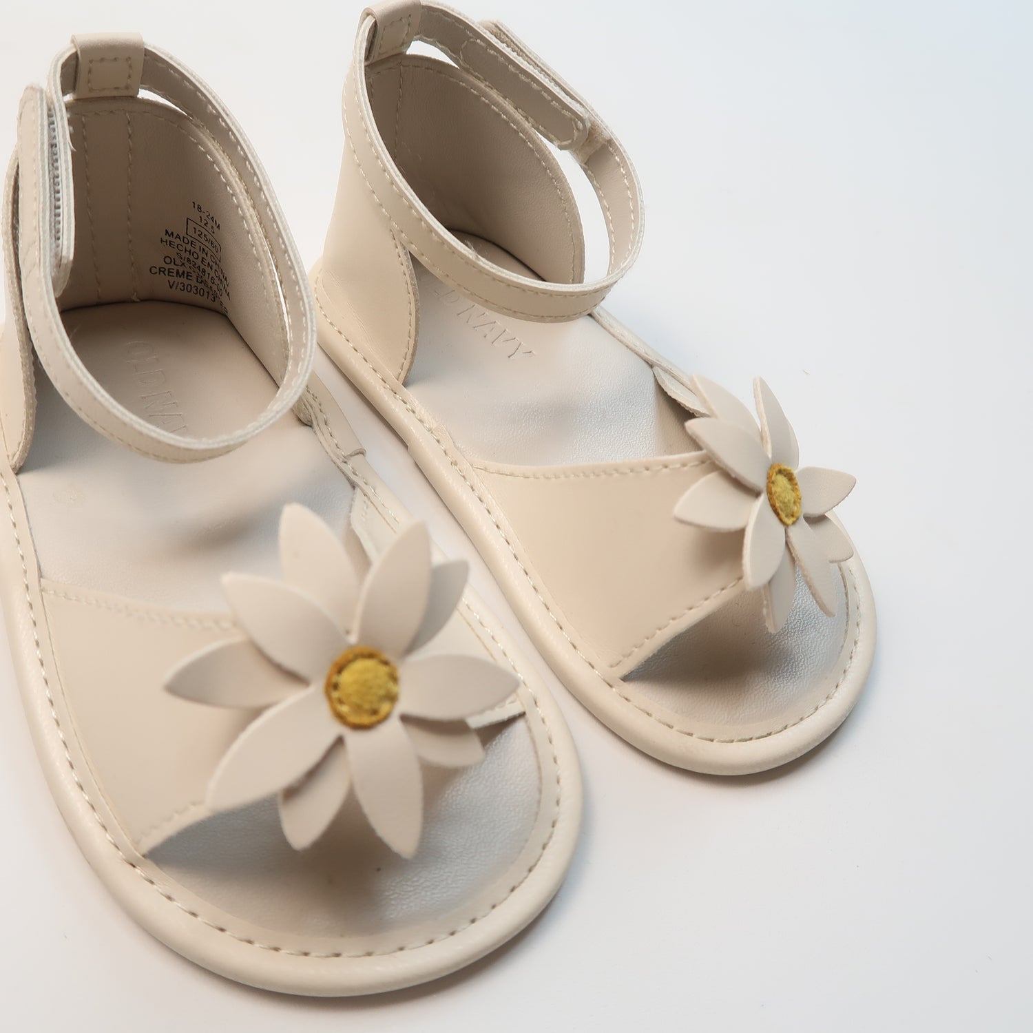 Old Navy - Sandals (Shoes - 18-24M)